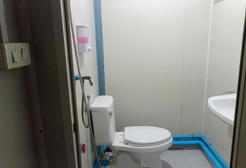 פנסיון ปวินท์เกสต์เฮาส์