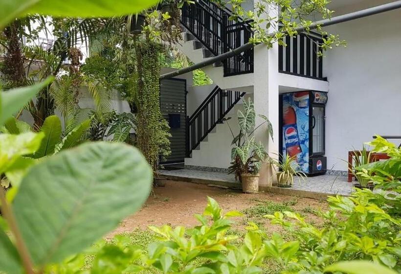 Пансион Blue Sky Villa