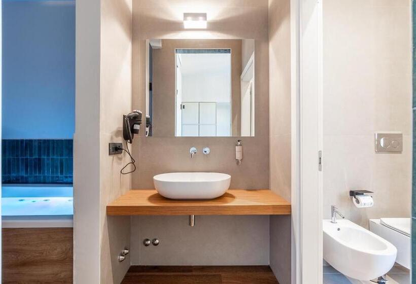 پانسیون Palazzo Italia Suites