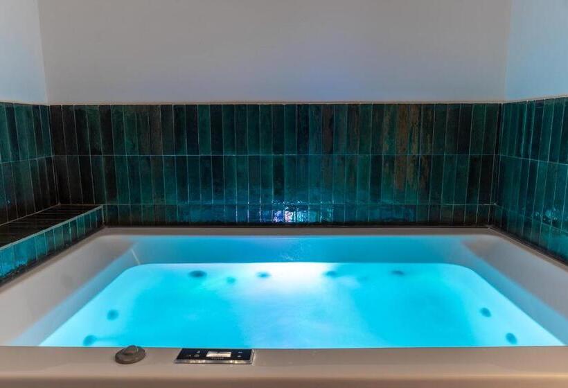 پانسیون Palazzo Italia Suites