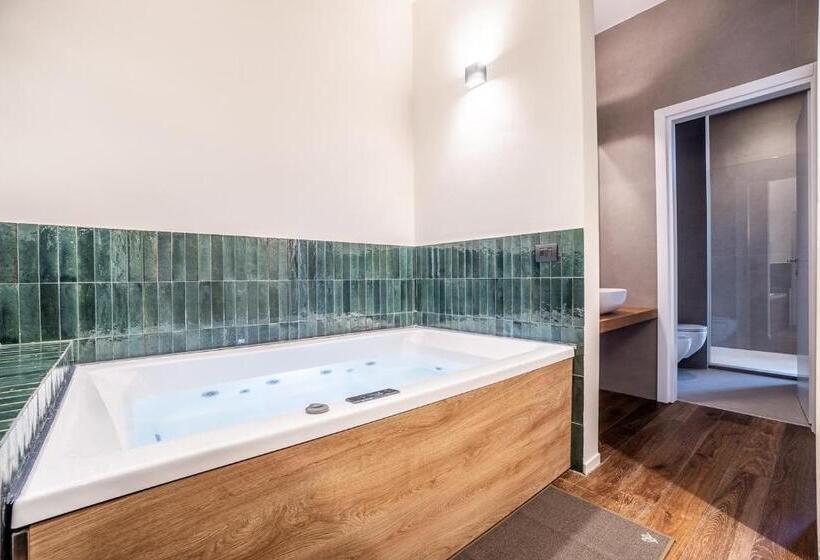 پانسیون Palazzo Italia Suites