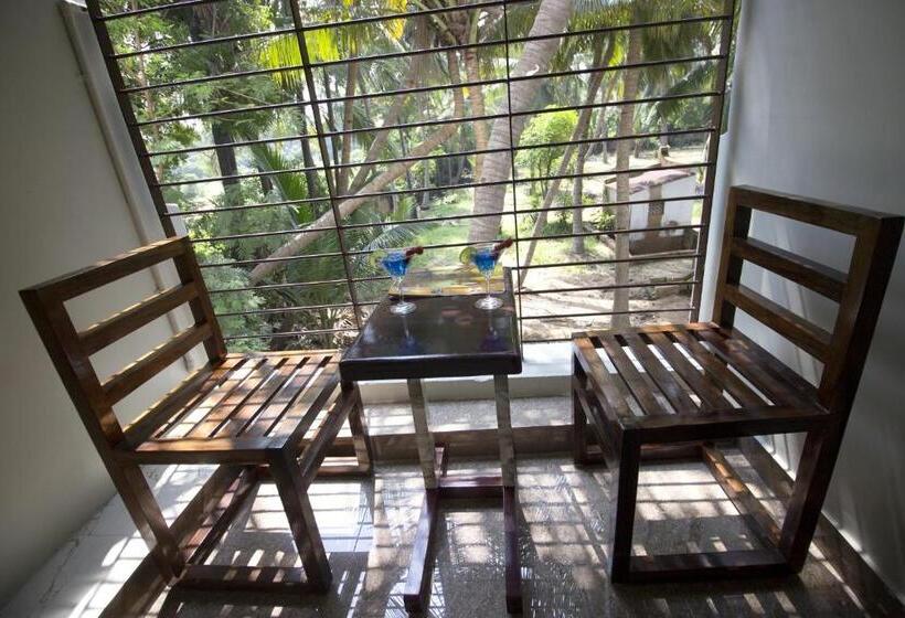 Pensione Serenity Sands Beach Resort