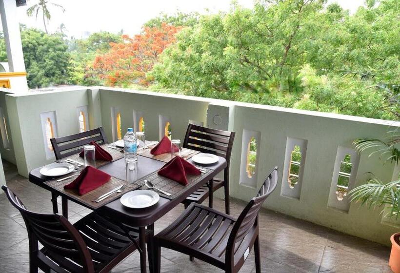 Pensione Serenity Sands Beach Resort