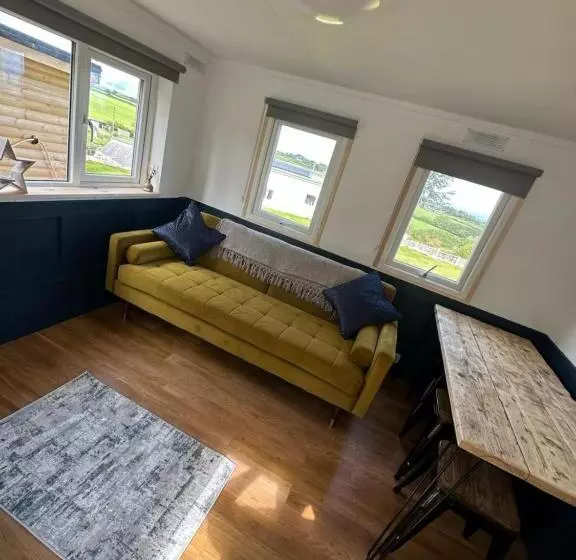 ペンション Tracey’s Hideaway   With Hot Tub & Amazing Views