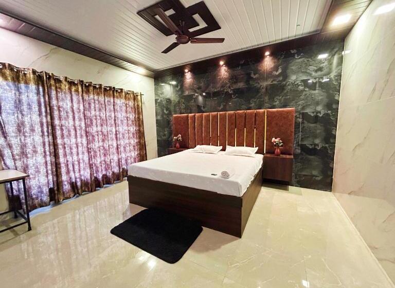 리조트 The Grand Inn