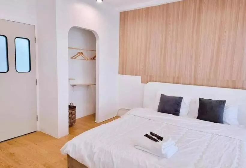 Retkeilymaja Matcha House Jomtien Pattaya