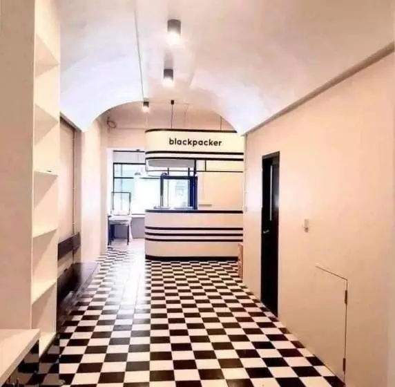 Retkeilymaja Matcha House Jomtien Pattaya