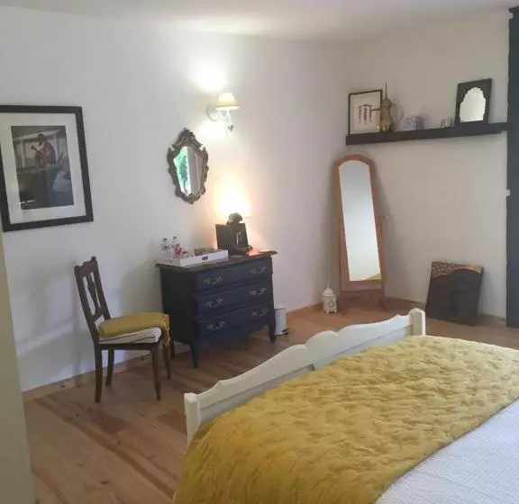 Aamiaismajoitus (B&B) Auberge Des Pensées