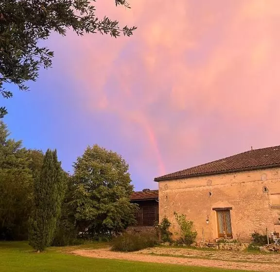 Aamiaismajoitus (B&B) Auberge Des Pensées