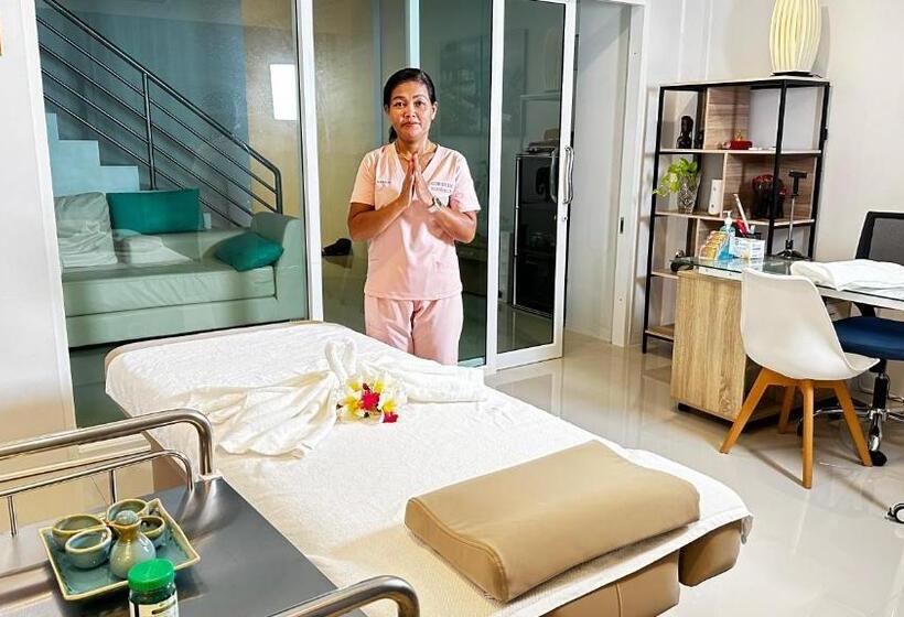 민박 Auriflex House