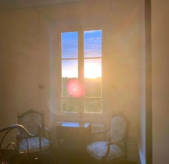 ベッドアンドブレックファースト Le Château Giat