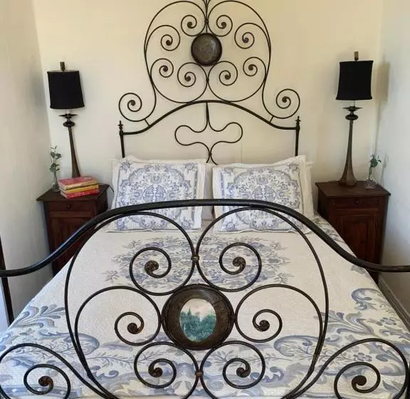 ベッドアンドブレックファースト Le Château Giat