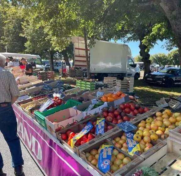 ベッドアンドブレックファースト Le Château Giat