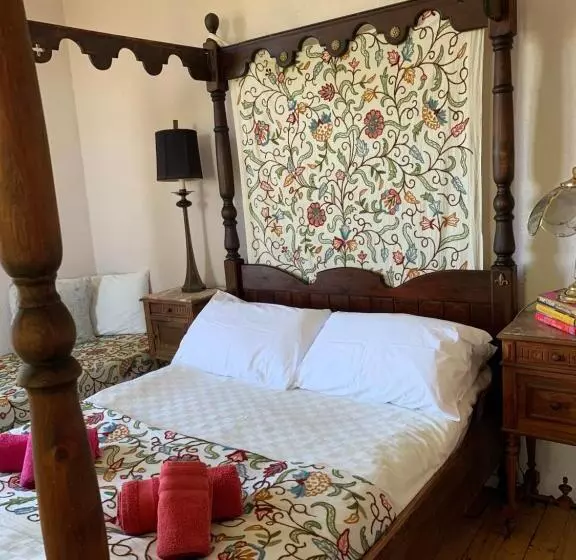 ベッドアンドブレックファースト Le Château Giat