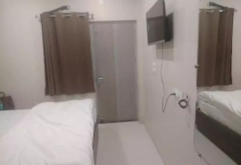 Heaven Hotel,bareilly