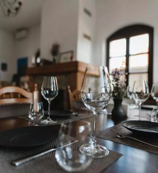 هتل Crama Mircesti