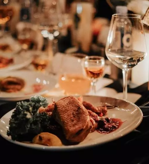 هتل Crama Mircesti