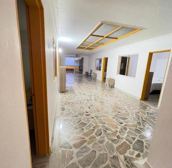 ホテル Don Blas Jardín