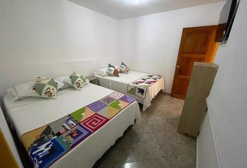 ホテル Don Blas Jardín