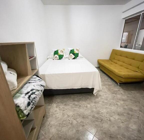 ホテル Don Blas Jardín