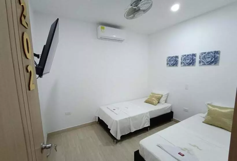 ホテル Dorado Villa Real Hdvr