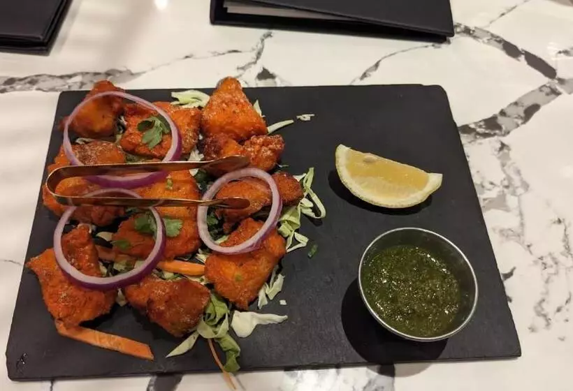 Hotelli Rays Inn And Pegs Family Restaurant