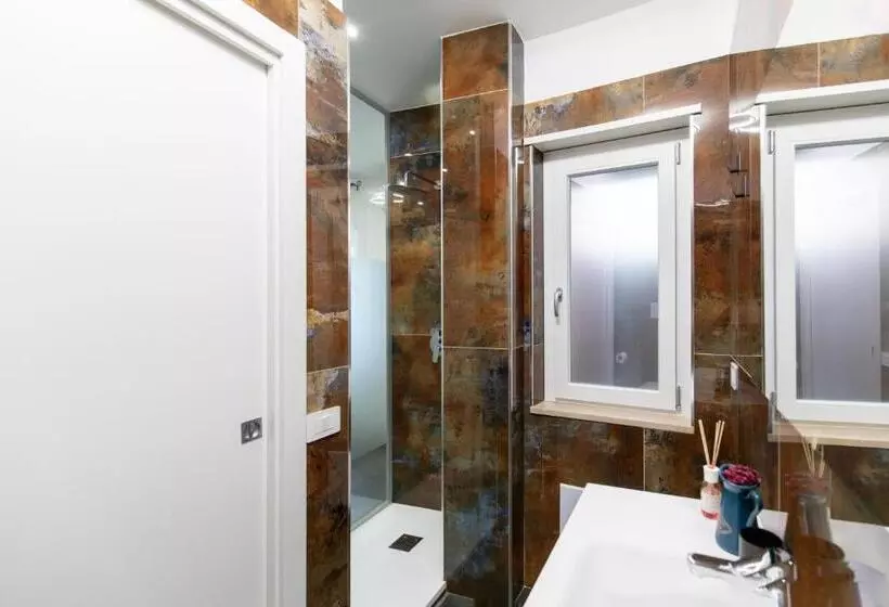 Luxury 144 B&b
