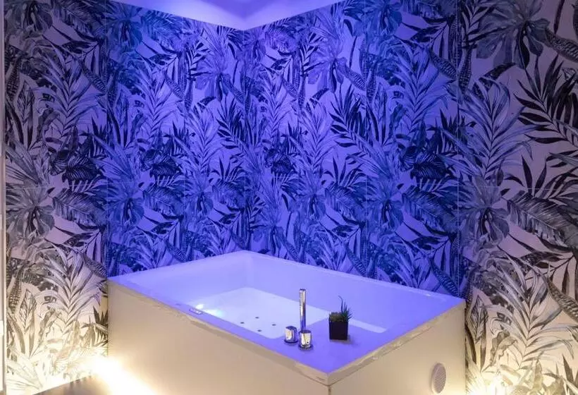 Luxury 144 B&b