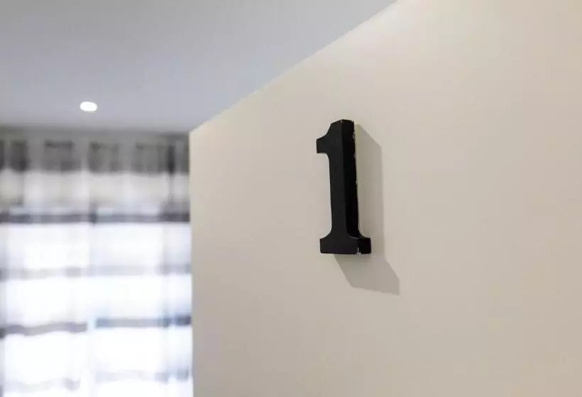 Luxury 144 B&b