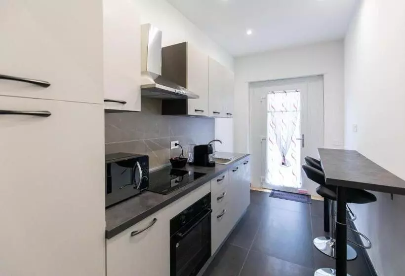 Luxury 144 B&b