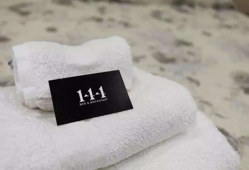 Luxury 144 B&b