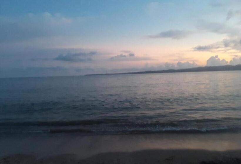 Ocean Breeze Hotel & Restaurant