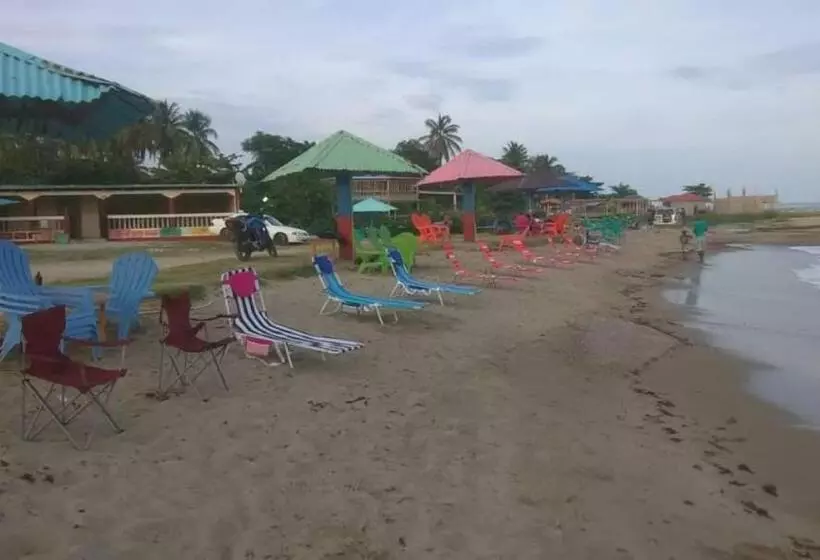 Ocean Breeze Hotel & Restaurant