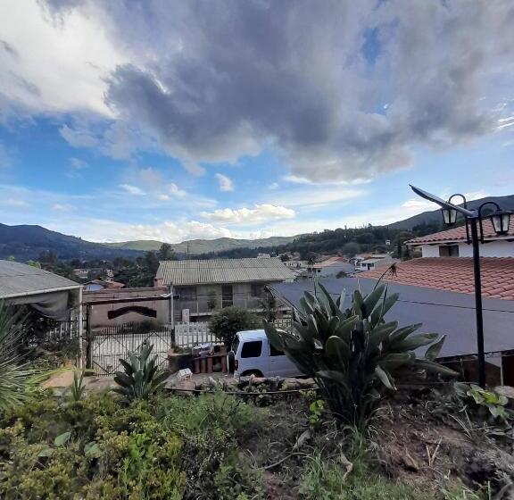 پانسیون Fonda Amboró