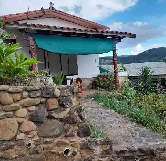 پانسیون Fonda Amboró