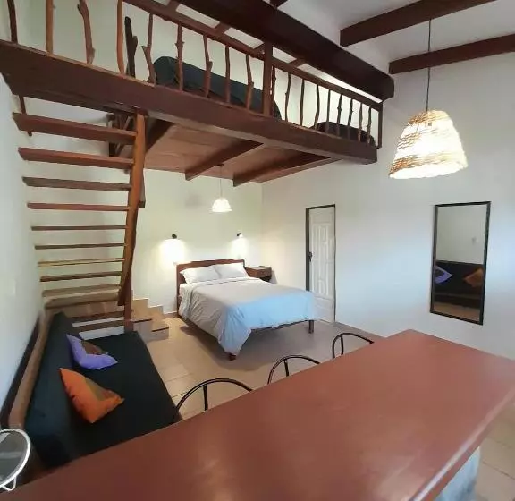 پانسیون Fonda Amboró