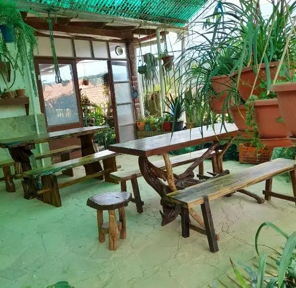 پانسیون Fonda Amboró