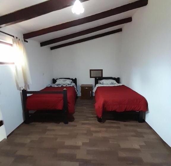 پانسیون Fonda Amboró