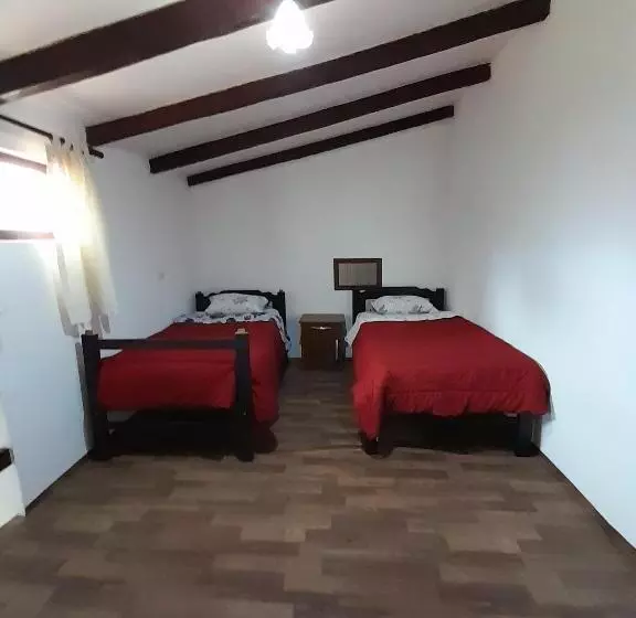 پانسیون Fonda Amboró