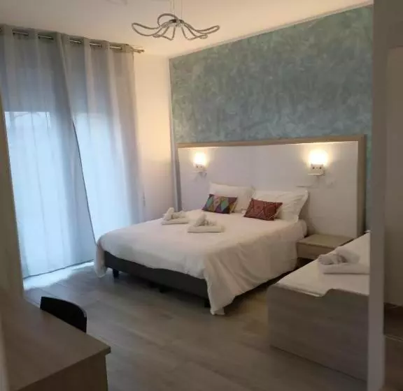 پانسیون La Dea Rooms