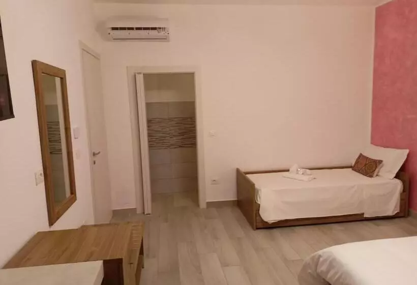 پانسیون La Dea Rooms