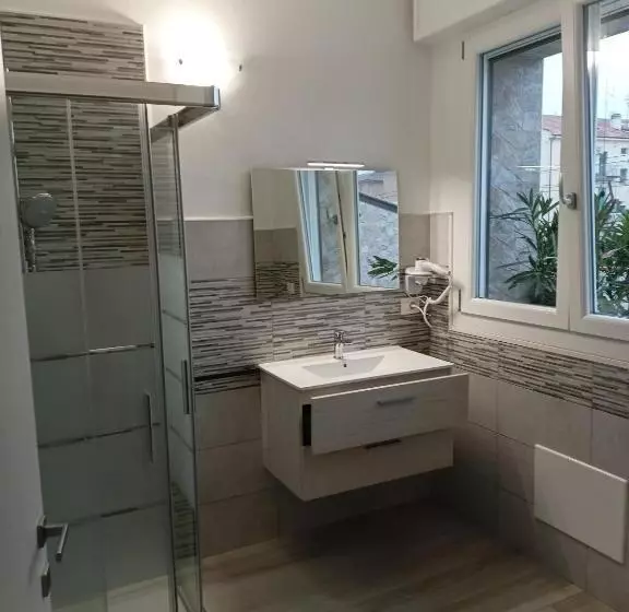 پانسیون La Dea Rooms