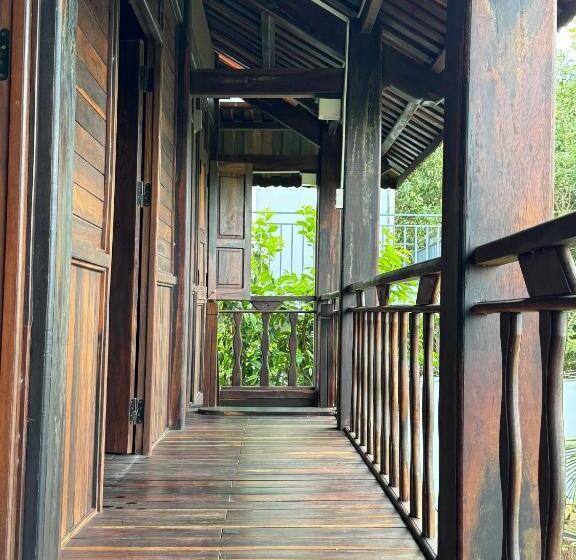 تختخواب و صبحانه Bưng Riềng Garden