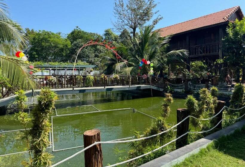 تختخواب و صبحانه Bưng Riềng Garden