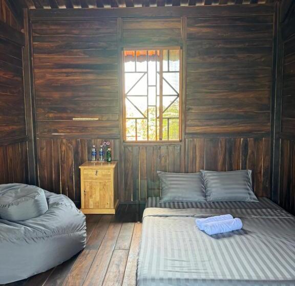 تختخواب و صبحانه Bưng Riềng Garden