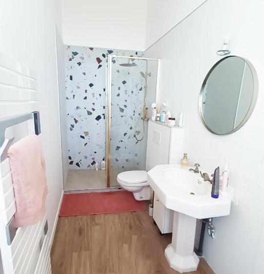 住宿加早餐  Grande Chambre Avec Sdb Privée