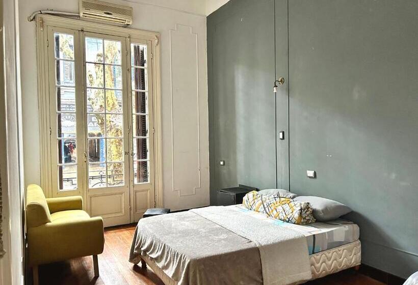 تختخواب و صبحانه Hostel Bohemian