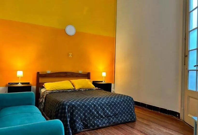 تختخواب و صبحانه Hostel Bohemian