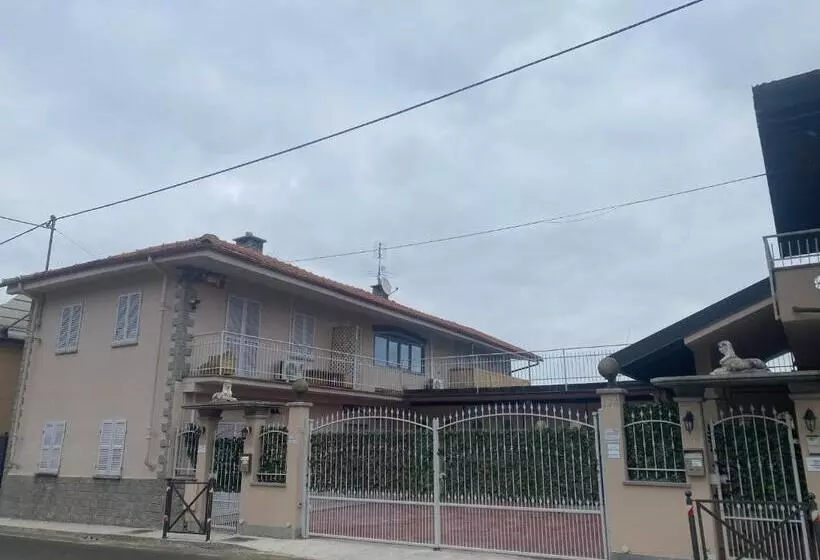 Aamiaismajoitus (B&B) La Casa Di Cate & Adry