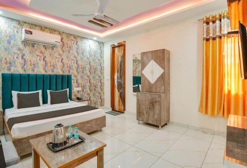 Hotel Super Collection O R Burj